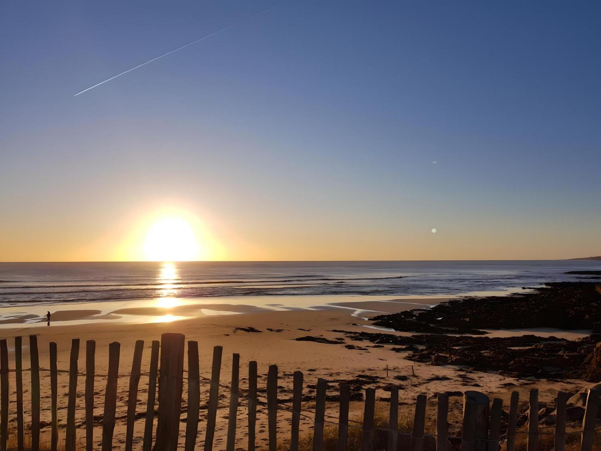 Grand Studio Avec Parking A 10 Minutes Des Plages Lorient Exterior foto